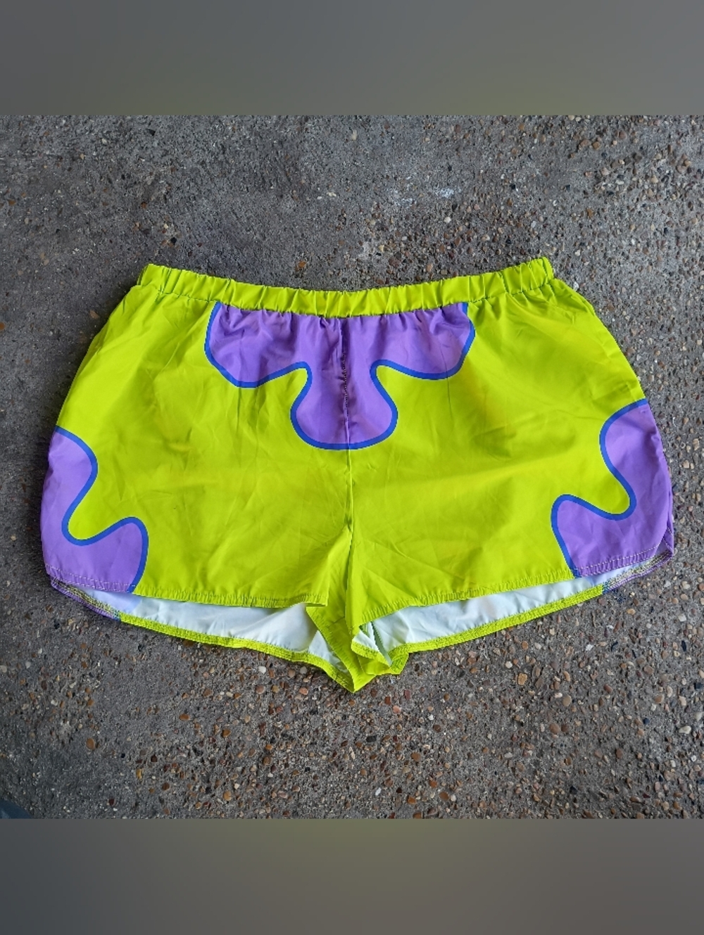 2/$10 Spirit Halloween SpongeBob Patrick Bright Lime Green Shorts Size XL